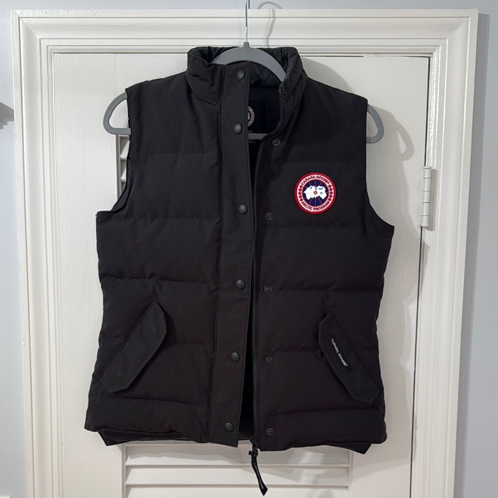 Canada Goose Black Puffer Vest